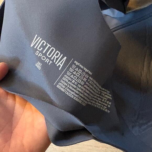 Victoria’s Secret Sports Bra - Picture 4 of 4